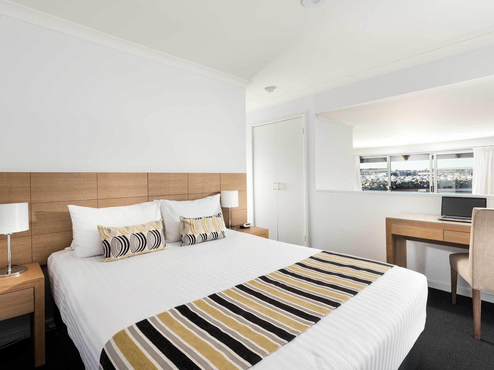 Be. Fremantle Aparthotel Bagian luar foto