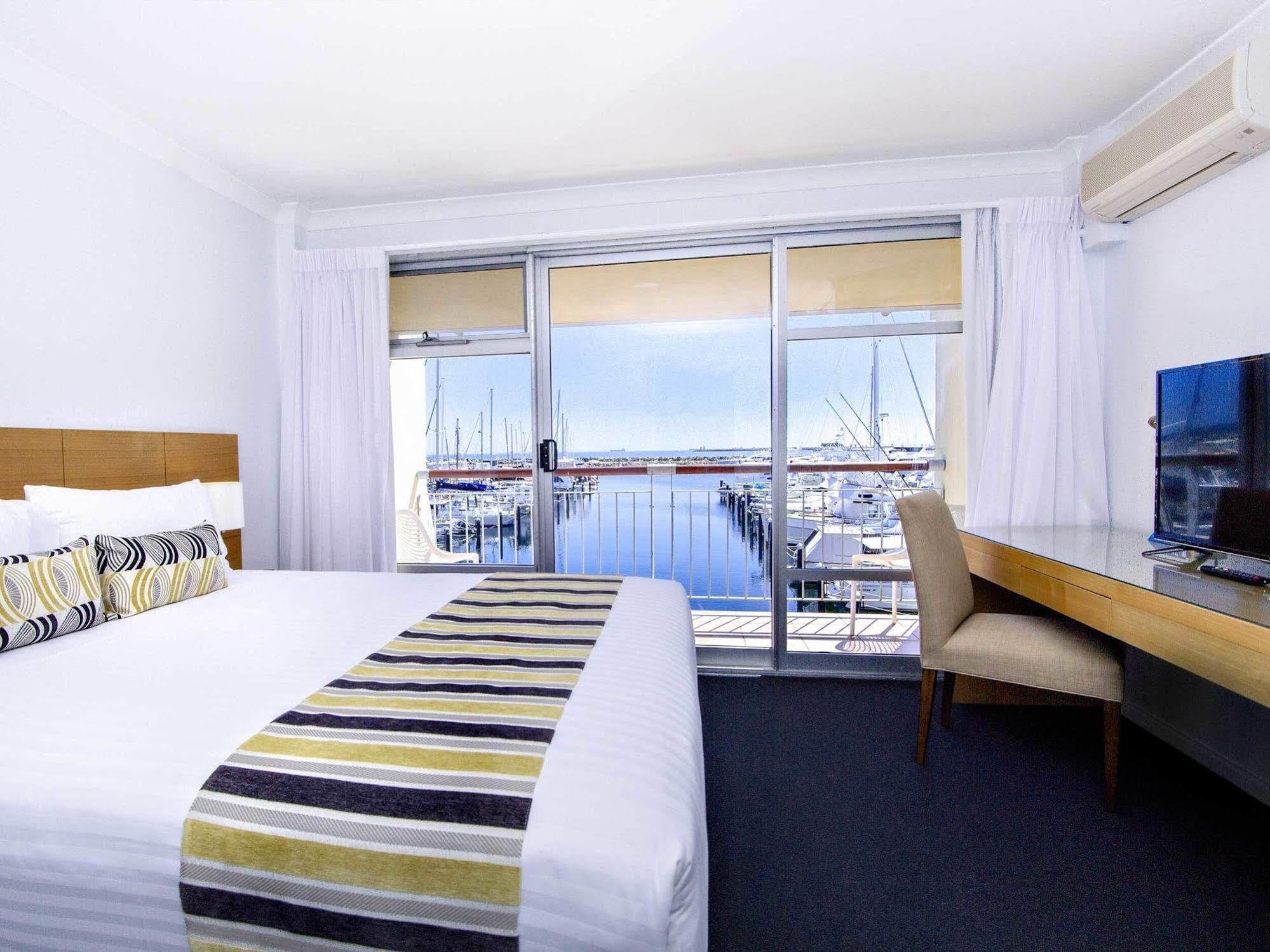 Be. Fremantle Aparthotel Bagian luar foto